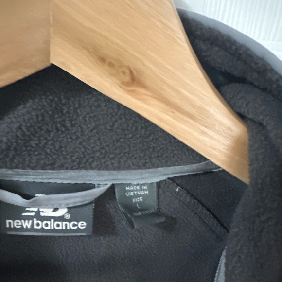 New Balance Gray Jacket - Picture 2 of 2